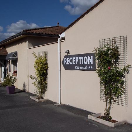 Rev'Hotel Riberac Bagian luar foto
